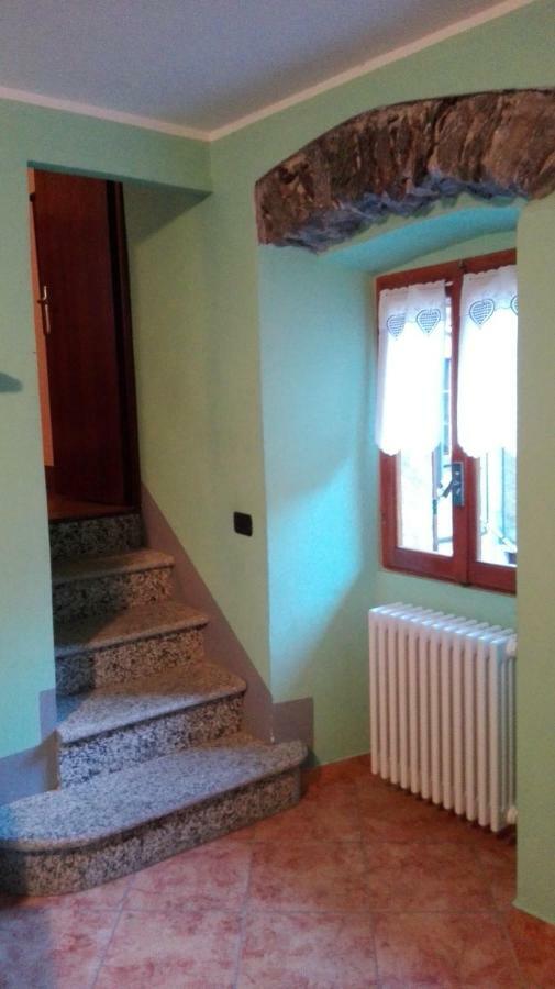 Villa Il Borgo Di Monica à Domodossola Extérieur photo
