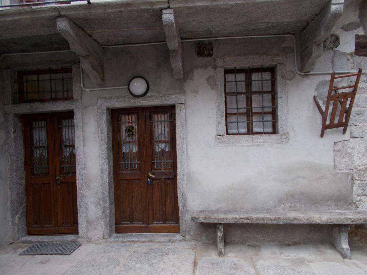 Villa Il Borgo Di Monica à Domodossola Extérieur photo