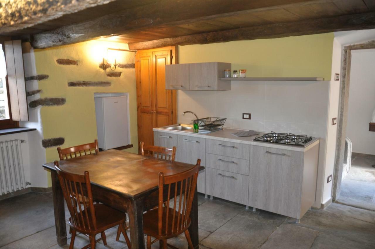 Villa Il Borgo Di Monica à Domodossola Extérieur photo