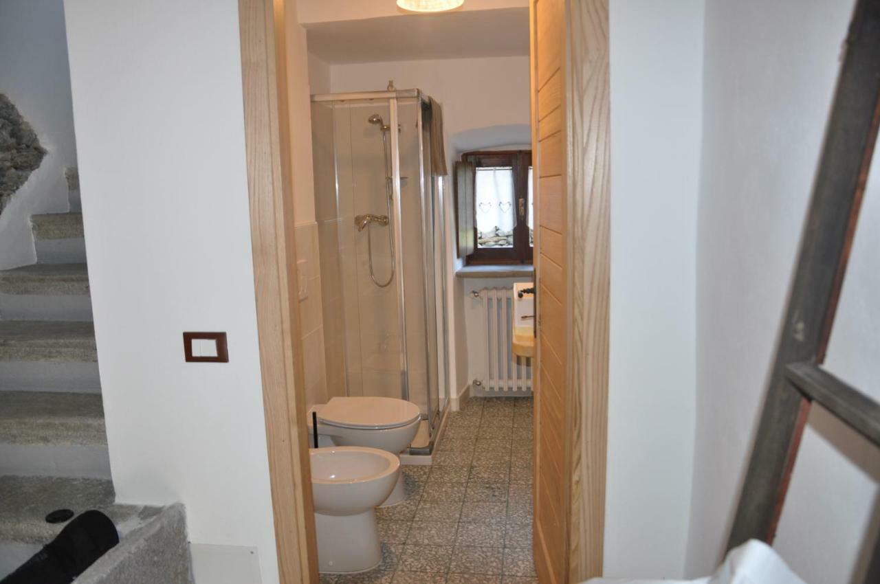 Villa Il Borgo Di Monica à Domodossola Extérieur photo
