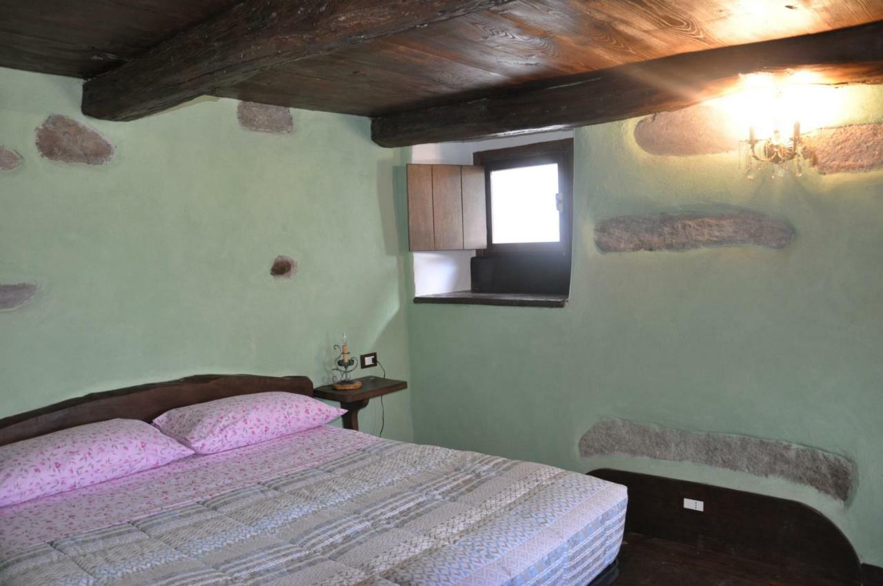 Villa Il Borgo Di Monica à Domodossola Extérieur photo
